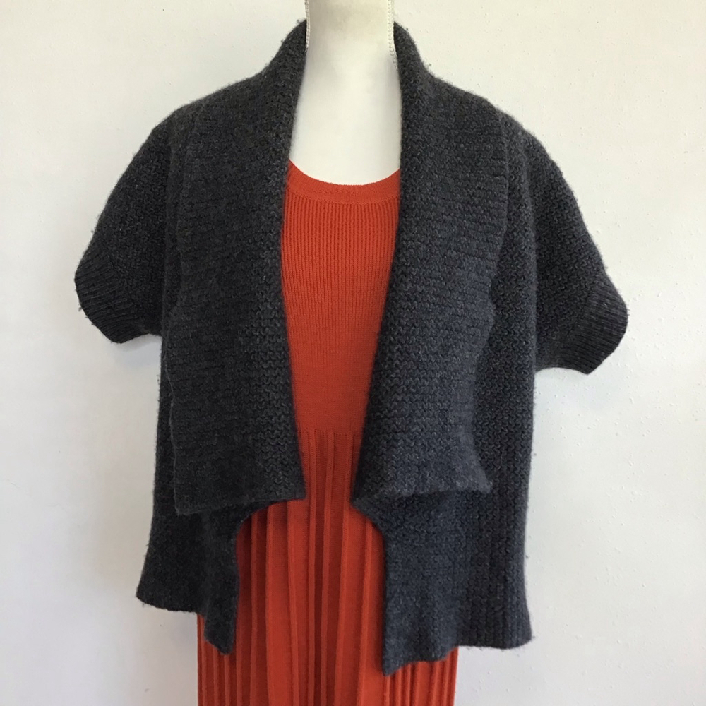 MQUEEN Women Elegant Dark Gray Knit Open Shrug & Poncho Sz(no SZ tag)
